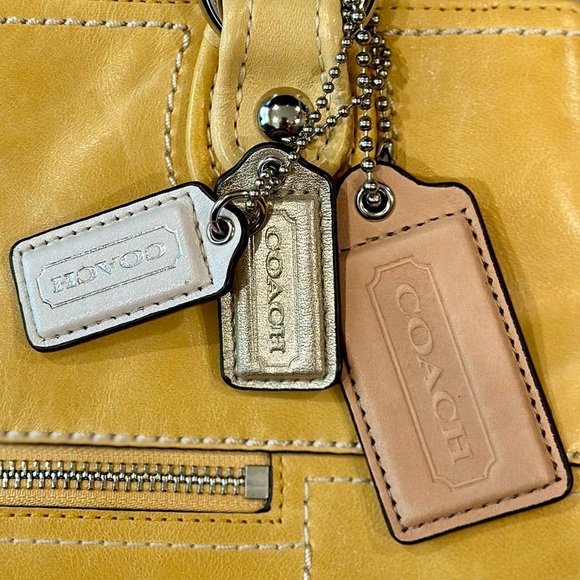 NWT Coach Poppy Glam Tote in Sunflower - Picture 6 of 9